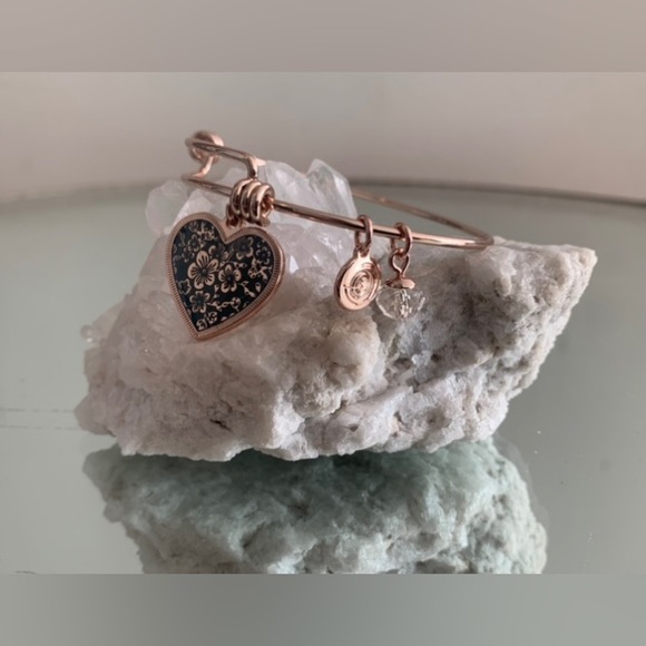 LA CN Love this Life Bracelet - Picture 2 of 3